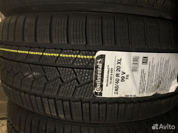Continental ContiWinterContact TS 860S 245/40 R20 и 275/35 R20 102V