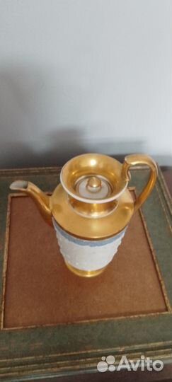 Кофейник фарфор