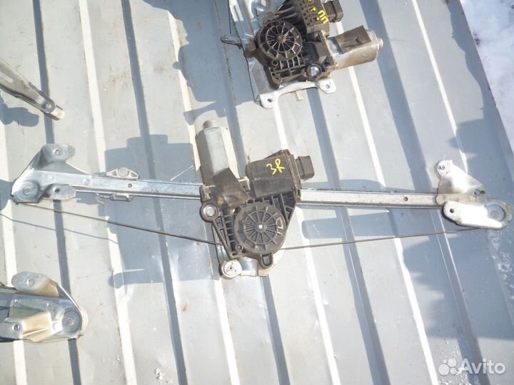 Электростеклоподъемник Opel Zafira A Опель Зафира