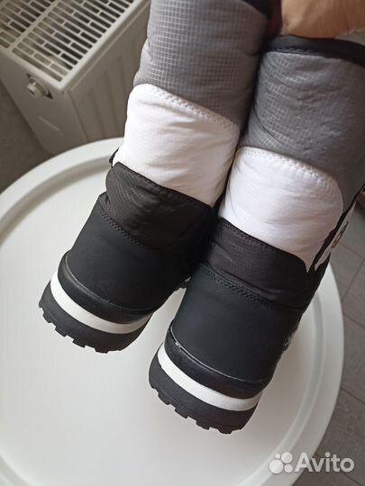 Дутики женские зимние