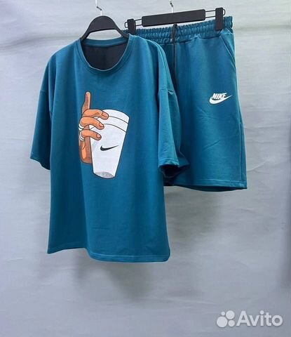 Костюм Nike футболка и шорты стаканчик