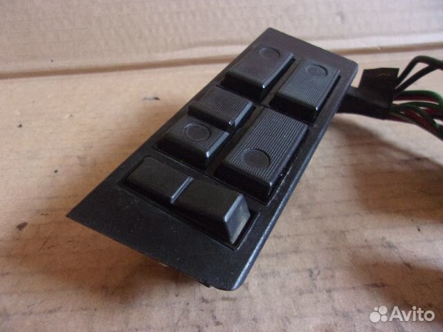 Мазда 626 GC, блок / кнопки стеклоподъёмников