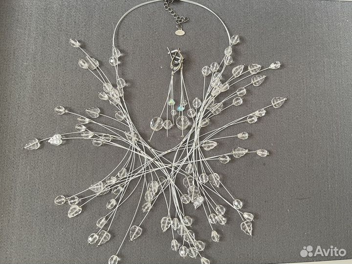Swarovski колье