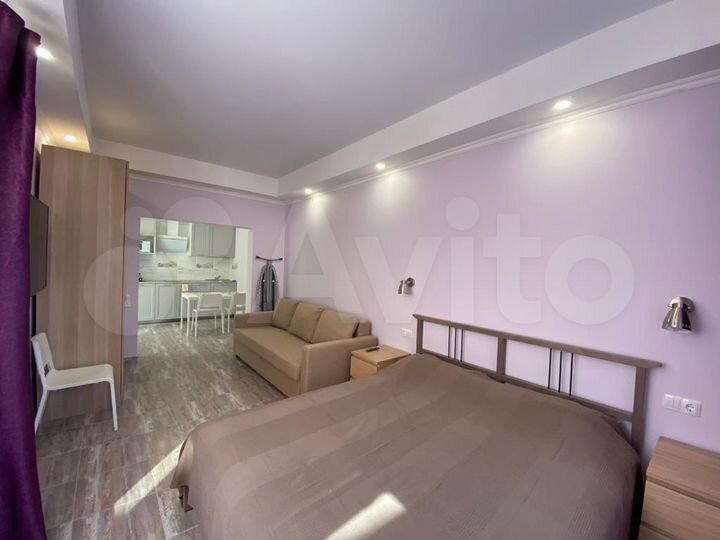 Квартира-студия, 37 м², 1/9 эт.