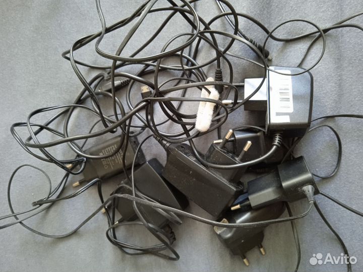 Зарядка для телефона