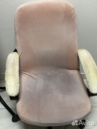 Кожаное кресло бу