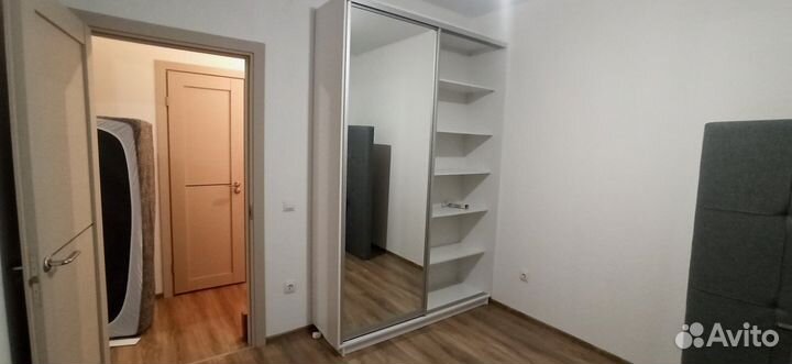 Шкаф-купе с зеркалами