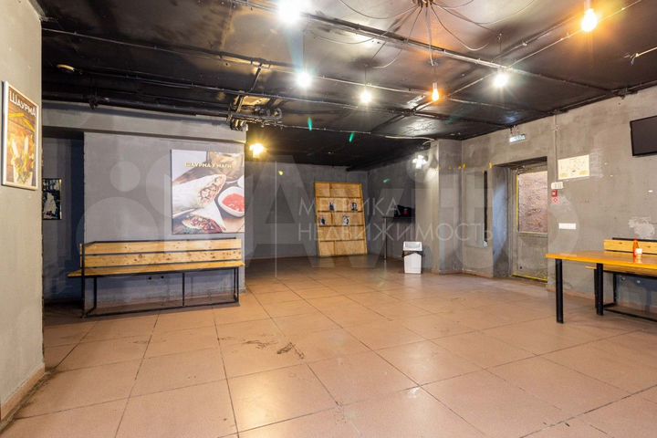 Продам помещение свободного назначения, 135.9 м²