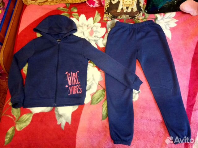 Спортивный костюм на 10-12 лет