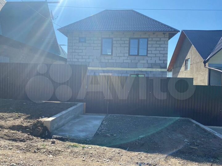 Дом 155 м² на участке 7,5 сот.