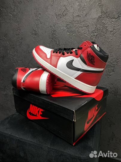 Кроссовки Nike Air Jordan 1 High Retro Red/White