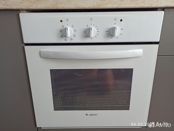 Кухонные гарнитуры бу с техникой