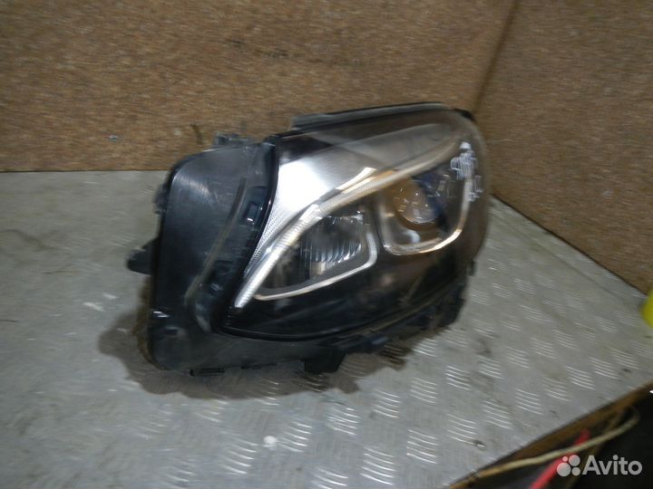 Фара левая Mercedes-Benz GLC