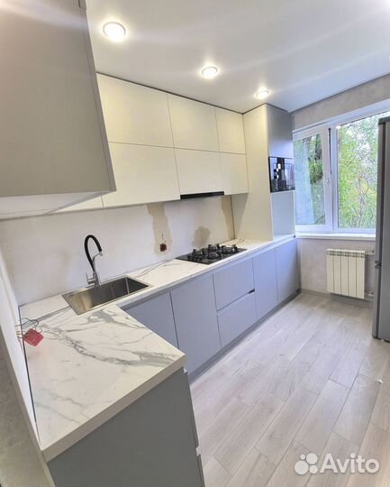 Кухонные гарнитуры