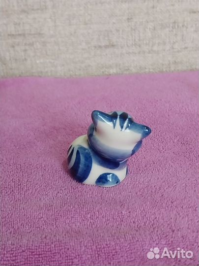 Статуэтка коты