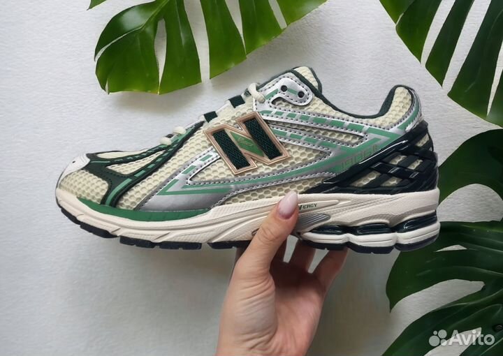 New Balance Leon Dore