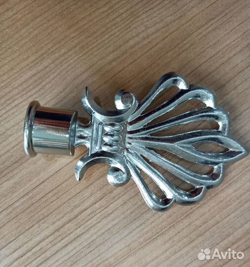 Наконечник для карниза 