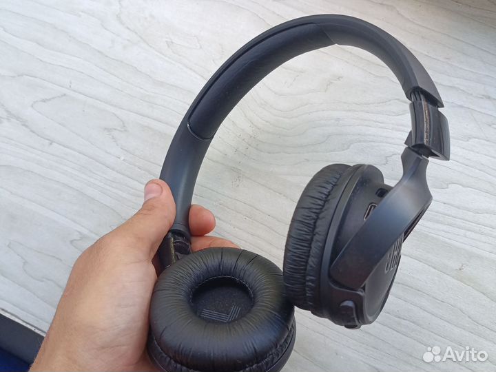 Беспроводные наушники jbl tune 520 bt