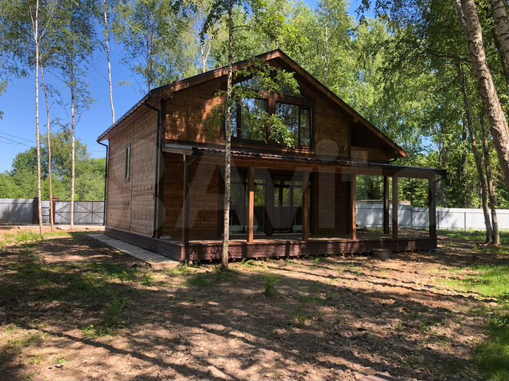 Дом 185,8 м² на участке 8,5 сот.