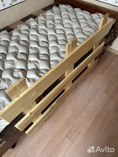 Защитный барьер для взрослой кровати