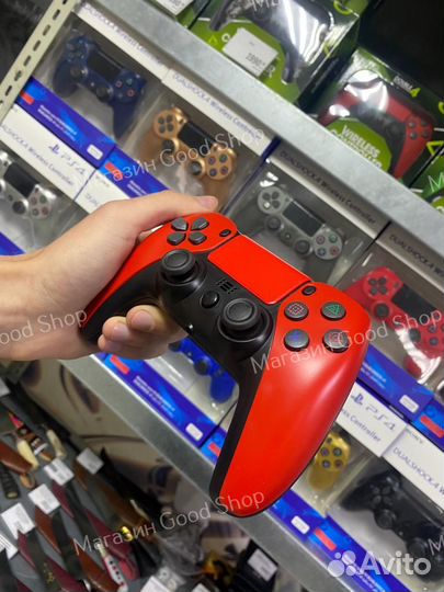 Геймпад PS4 в корпусе PS5