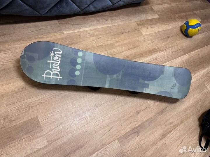 Сноуборд Burton с креплениями