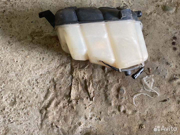 Расширительный бачок Land Rover Freelander 2