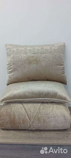 Одеяло, подушки, постельное белье