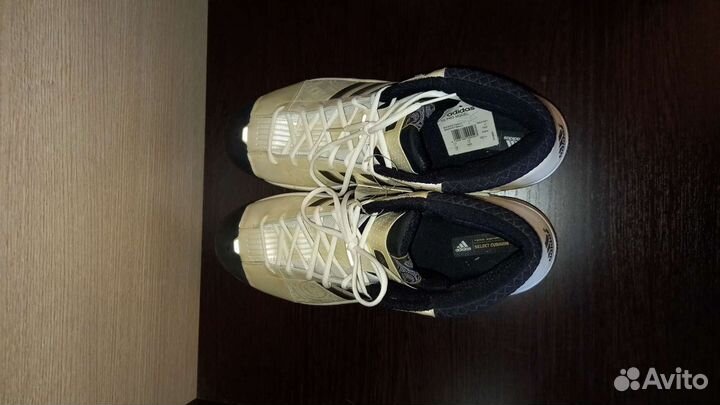 Кроссовки Adidas 53-го размера