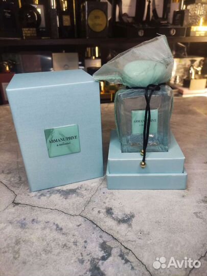 Giorgio armani A milano парфюм селектив