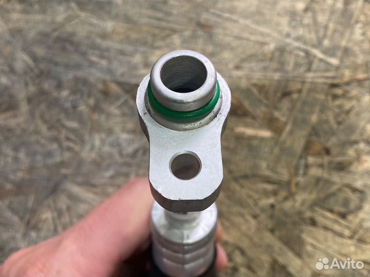 Трубка кодиционера Приора (Hella)