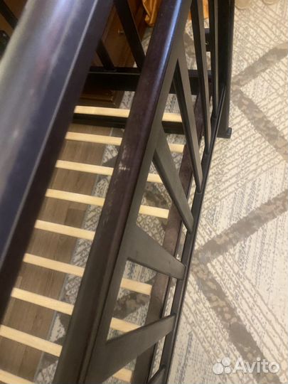 Детская кроватка кочалка