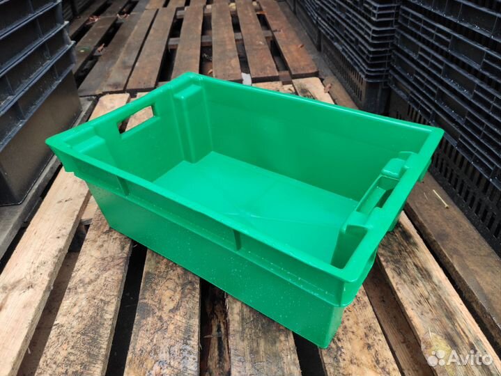 Ящик пластиковый
