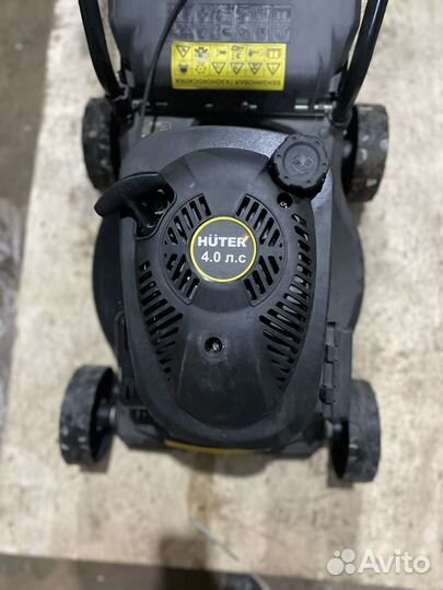 Бензиновая газонокосилка Huter GLM-3.5 LT