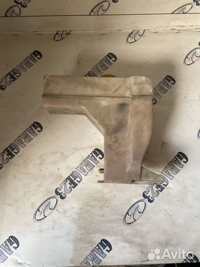 Бачок расширительный Nissan Primera P12