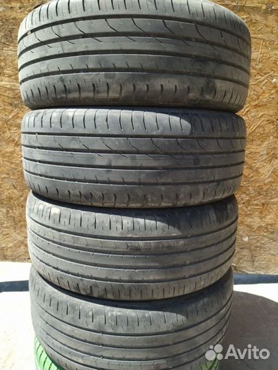 Continental ContiPremiumContact 5 215/55 R17