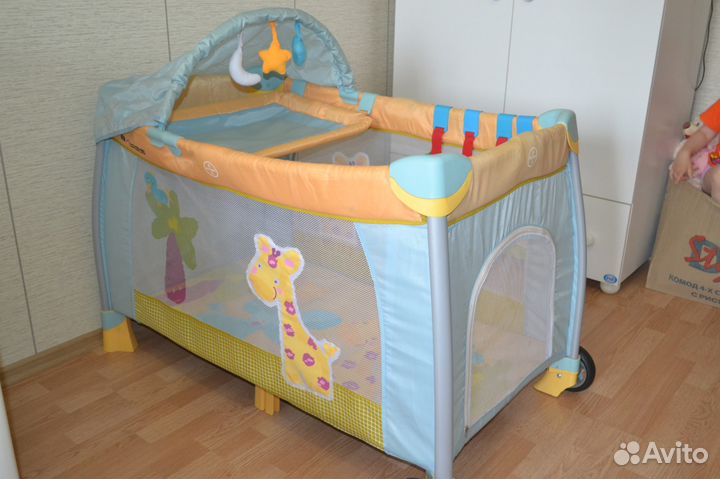 Детский манеж с пеленальным столиком