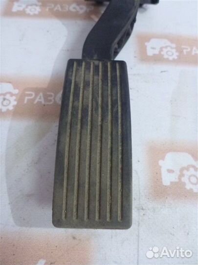 Педаль газа Hyundai Solaris RB G4FA 2013