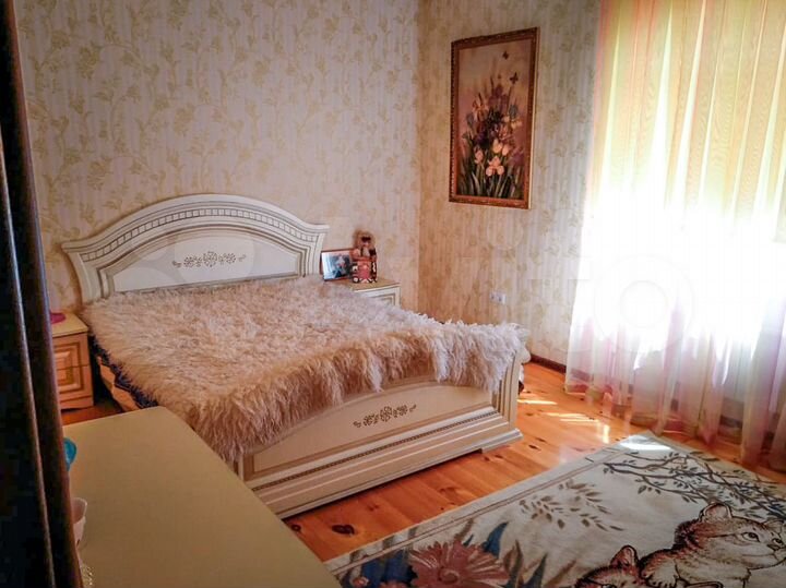 Коттедж 420 м² на участке 12 сот.