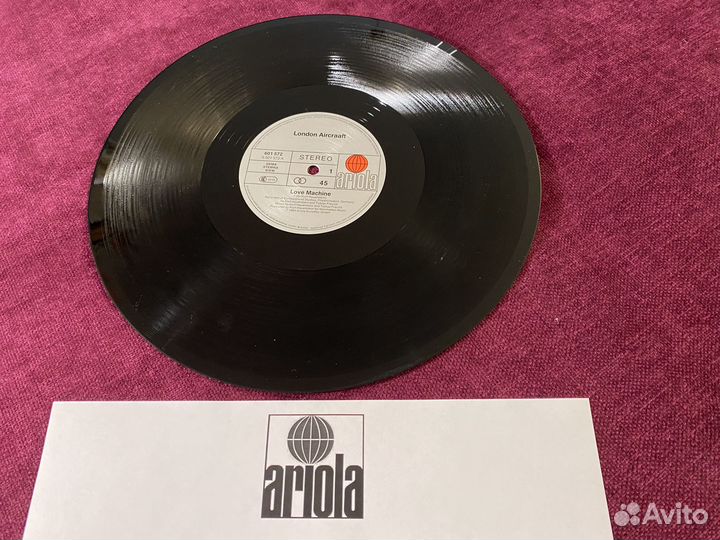 LP) London Aircraaft.1984 (W.Germany) 45 RPM maxi