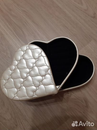 Шкатулка для украшений