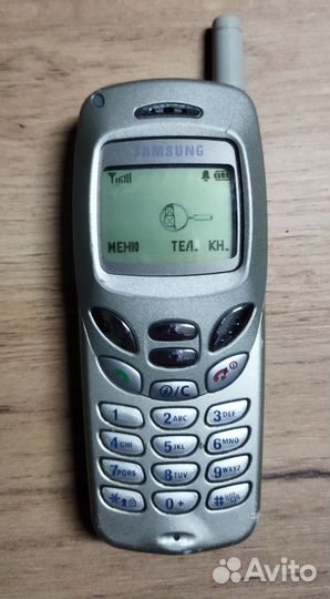Телефон кнопочный Samsung r210s