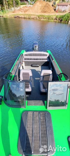 Моторная лодка progres 4