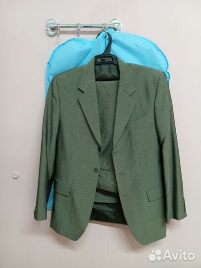 Мужской классический костюм 50