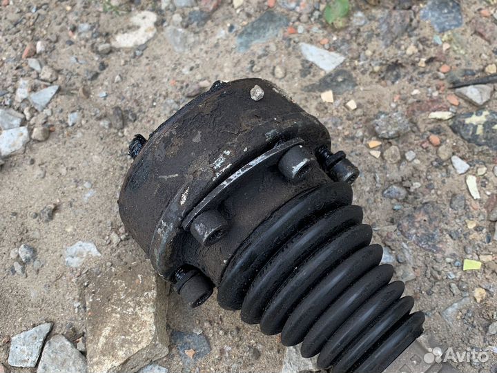 Skoda rapid cwv привод правый МКПП