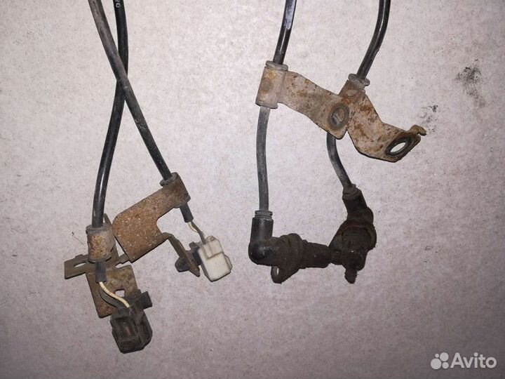 Датчики авс на Исузу элфа
