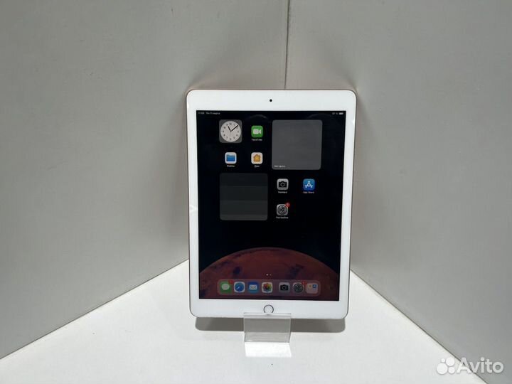 Планшет без SIM-карты Apple iPad 6 A1893 32 GB