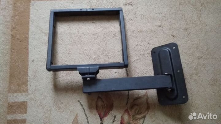 Кронштейн для телевизора настенный