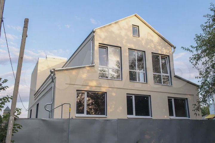 Дом 337 м² на участке 16 сот.