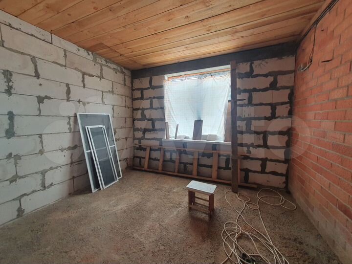 Дом 54 м² на участке 2 сот.